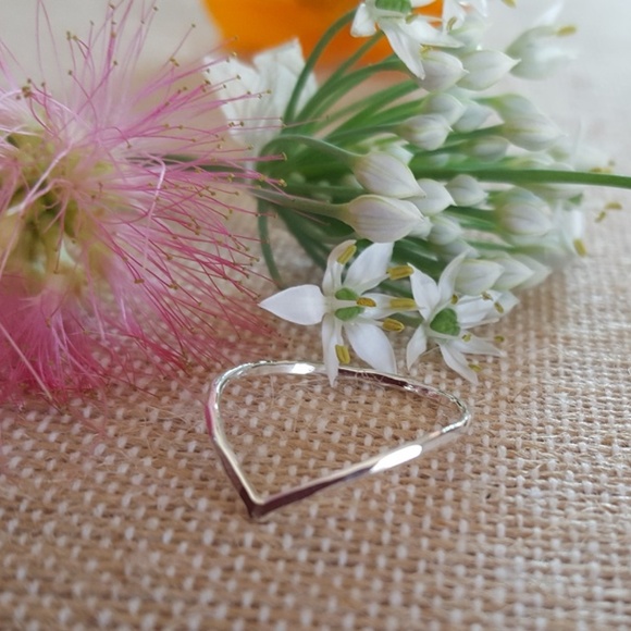 Stackable Chevron Rings - Picture 1 of 4